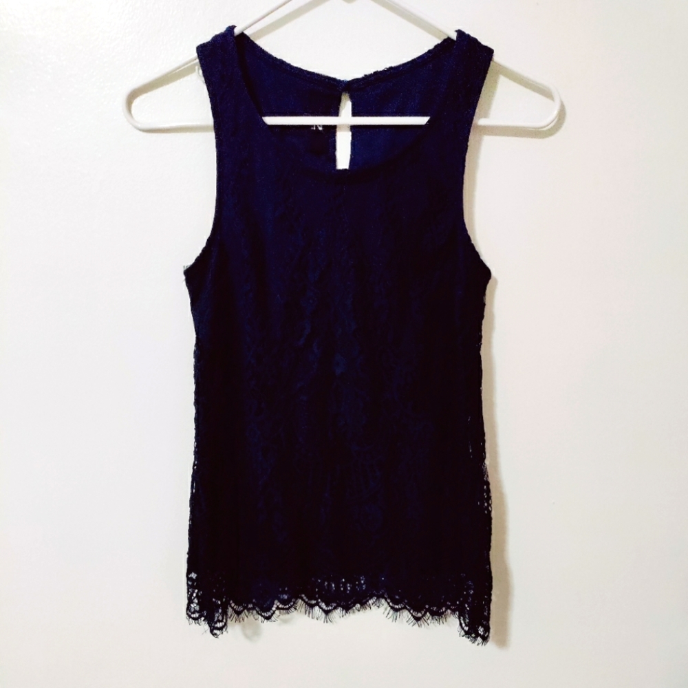 Iz Byer, dark blue, lace sleeveless blouse